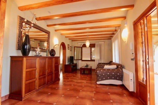 6 bedroom Finca/Country House for sale in Jalon / Xalo with pool garage - € 849,950 (Ref: 6792596)