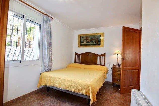 6 bedroom Finca/Country House for sale in Jalon / Xalo with pool garage - € 849,950 (Ref: 6792596)