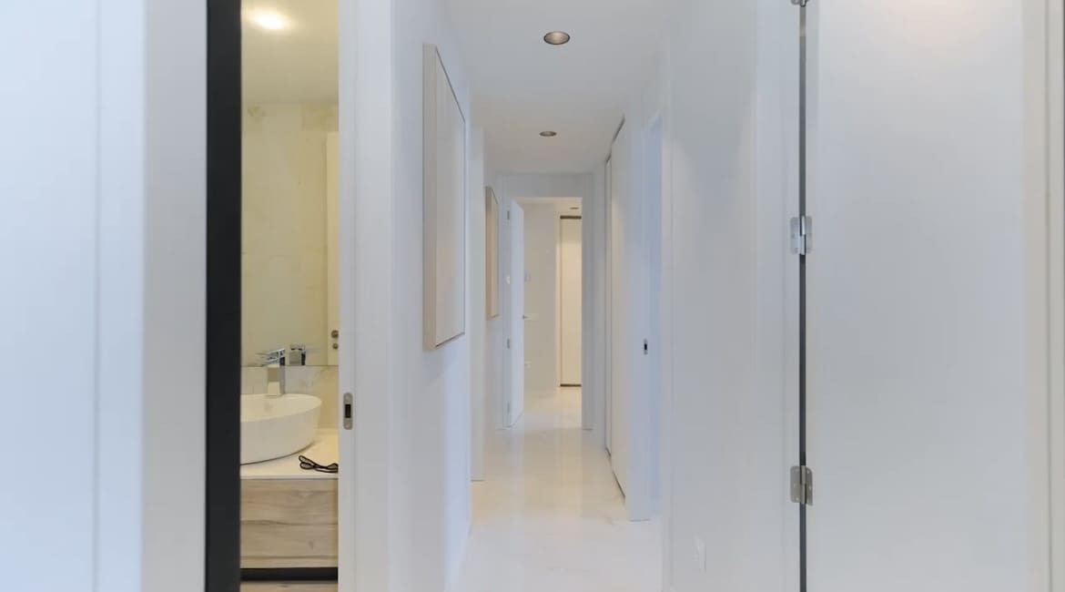 2 slaapkamer Appartement te koop in Benidorm met zwembad garage - € 690.000 (Ref: 7007532)