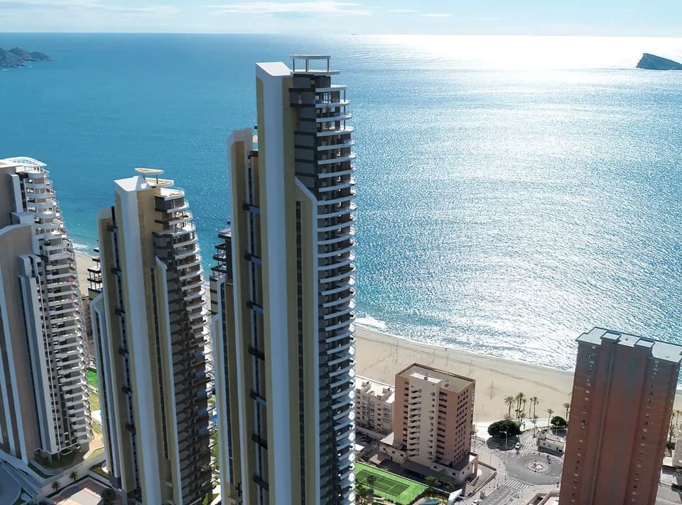 3 quarto Apartamento para venda em Benidorm com garagem - 958 000 € (Ref: 7007532)