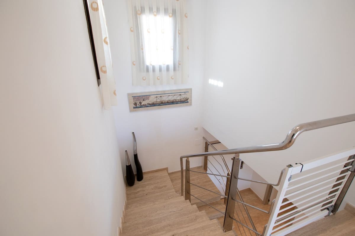 6 bedroom Villa for sale in Moraira with garage - € 1,890,000 (Ref: 7071710)