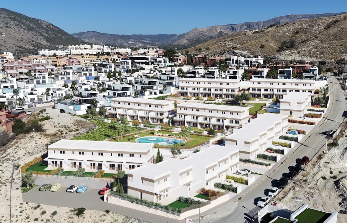 Pareado de 3 habitaciones en Finestrat en venta con garaje - 440.000 € (Ref: 7085225)