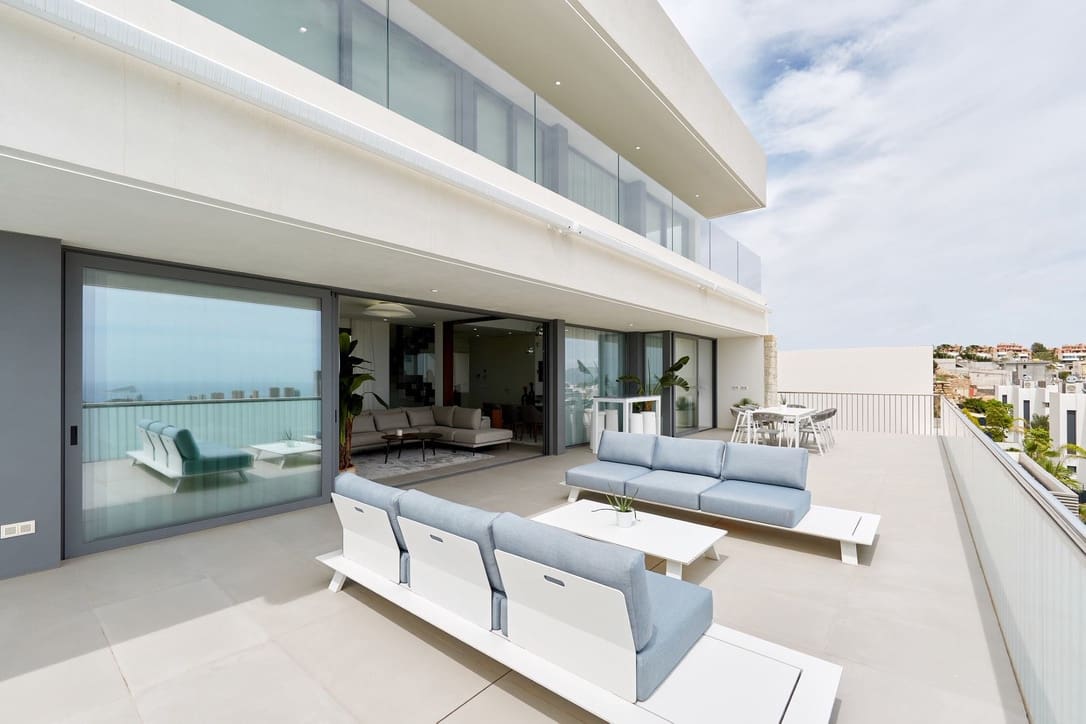 4 bedroom Villa for sale in Finestrat with pool garage - € 1,400,000 (Ref: 7116169)