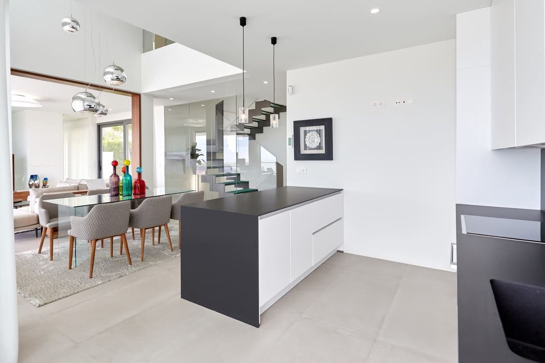 4 bedroom Villa for sale in Finestrat with pool garage - € 1,400,000 (Ref: 7116169)