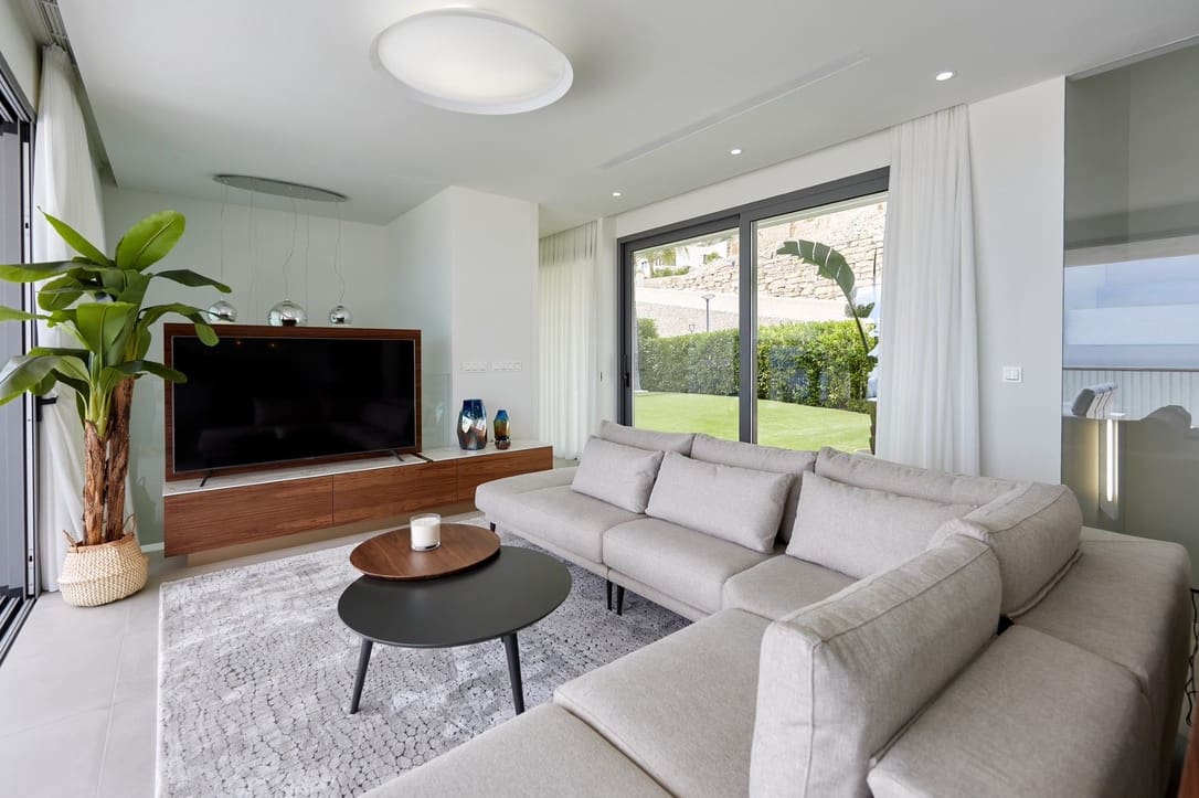 4 bedroom Villa for sale in Finestrat with pool garage - € 1,400,000 (Ref: 7116169)