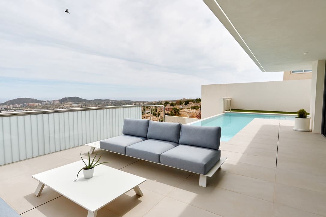 4 bedroom Villa for sale in Finestrat with pool garage - € 1,400,000 (Ref: 7116169)