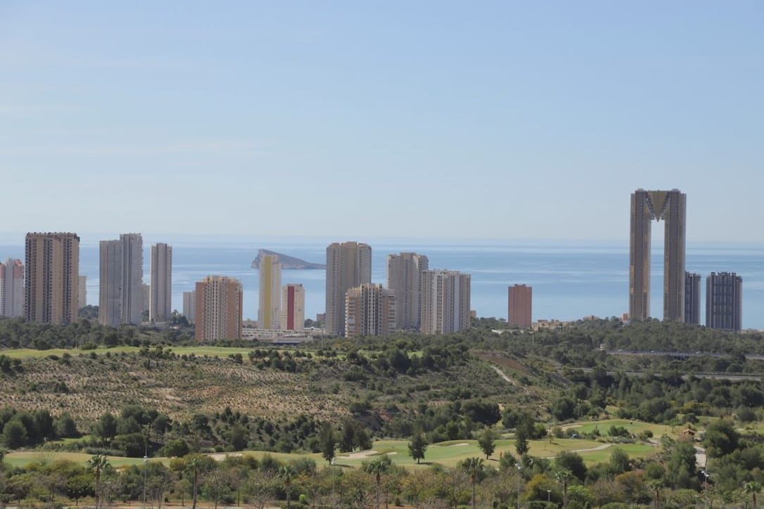 4 bedroom Villa for sale in Finestrat with pool garage - € 1,400,000 (Ref: 7116169)