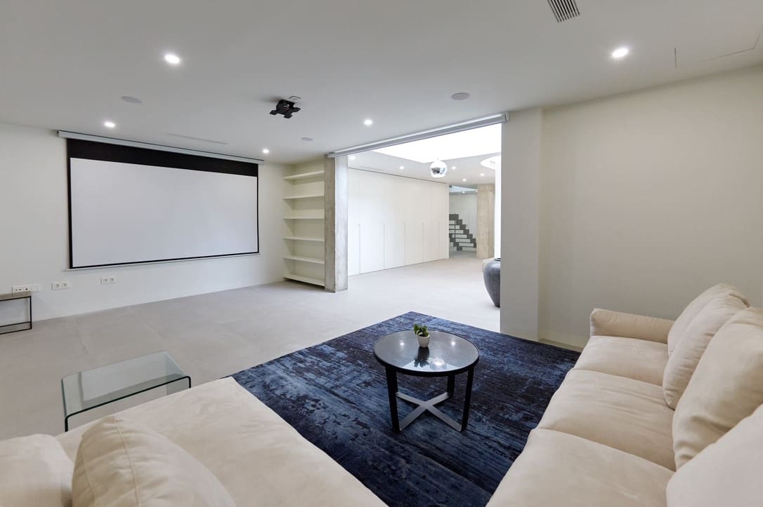 4 bedroom Villa for sale in Finestrat with pool garage - € 1,400,000 (Ref: 7116169)