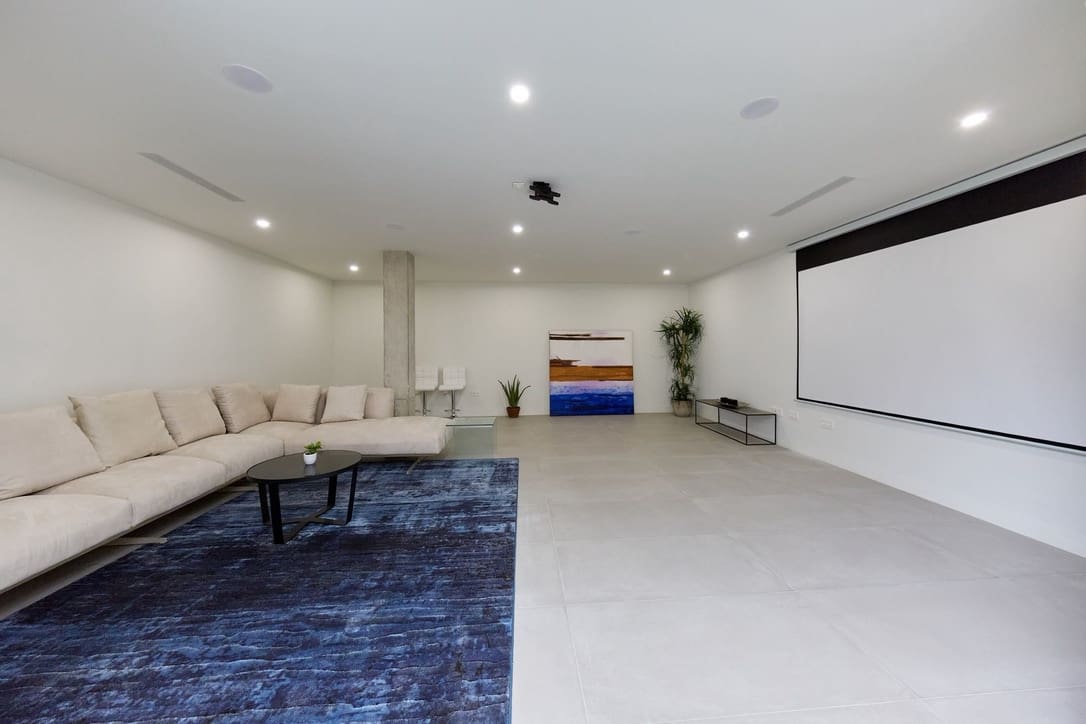 4 bedroom Villa for sale in Finestrat with pool garage - € 1,400,000 (Ref: 7116169)