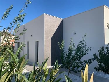 3 bedroom Villa for sale in Polop with pool garage - € 625,000 (Ref: 7150862)