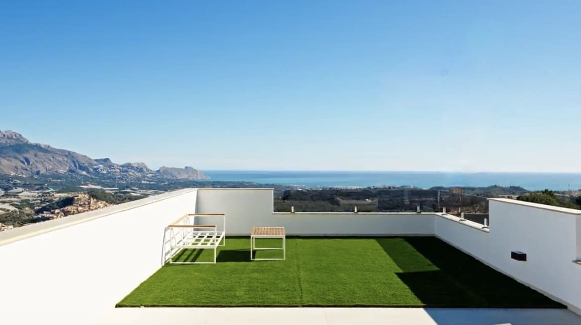 3 bedroom Villa for sale in Polop with pool garage - € 639,000 (Ref: 7150862)