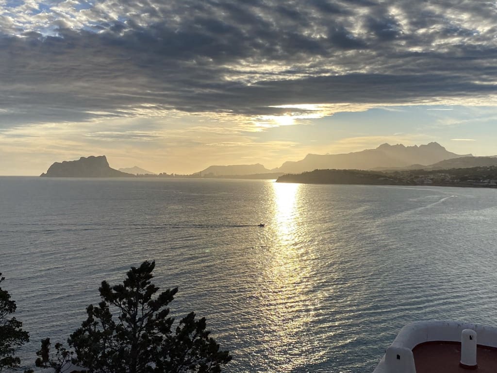 4 bedroom Villa for sale in Moraira with pool garage - € 1,890,000 (Ref: 7346504)