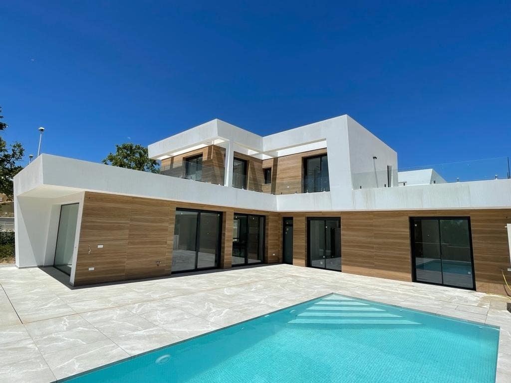 4 bedroom Villa for sale in Calpe / Calp with pool garage - € 1,200,000 (Ref: 7370496)