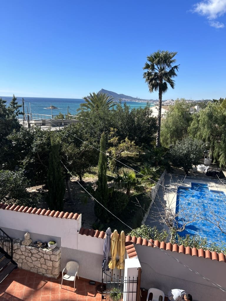 4 bedroom Hotel for sale in Altea with pool garage - € 2,800,000 (Ref: 7379073)