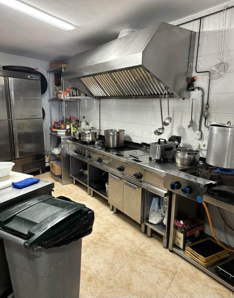 4 bedroom Hotel for sale in Altea with pool garage - € 2,800,000 (Ref: 7379073)