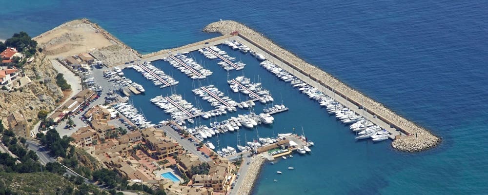 4 bedroom Villa for sale in Altea with garage - € 1,590,000 (Ref: 7381912)