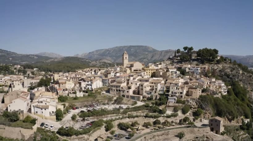 3 makuuhuone Huvila myytävänä paikassa Polop mukana uima-altaan 
autotalli - 470 000 € (Ref: 7405856)