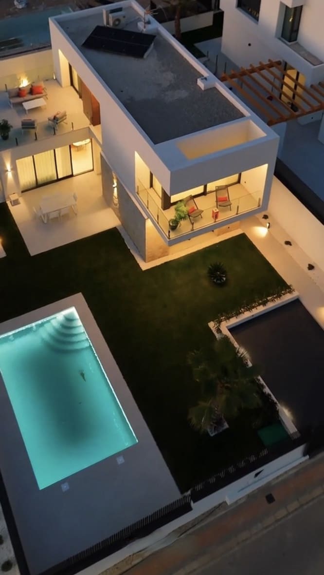 3 chambre Villa/Maison à vendre à Finestrat avec piscine garage - 995 000 € (Ref: 7432608)
