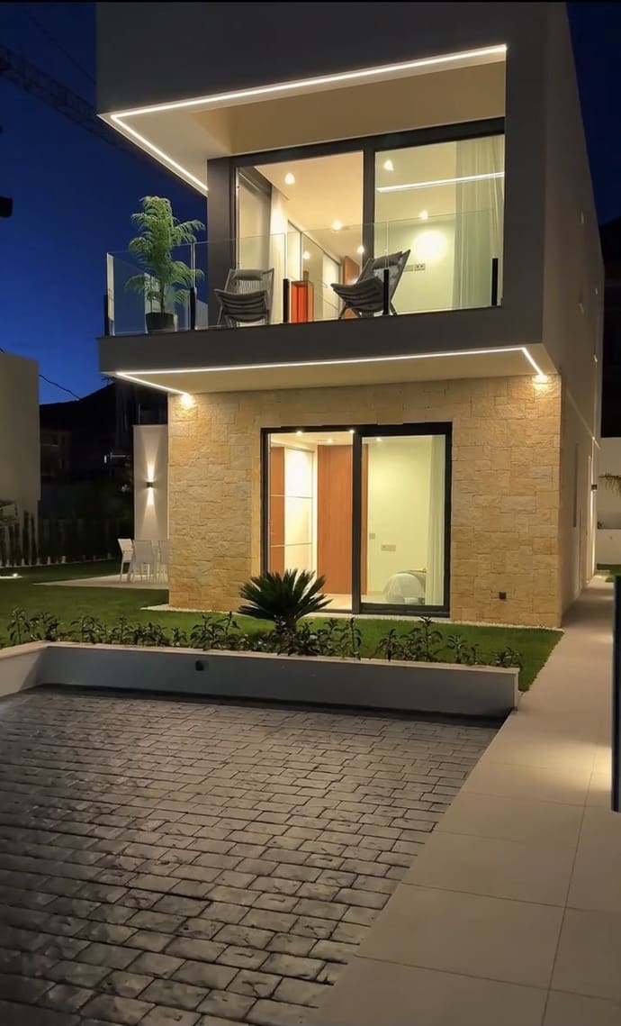 3 chambre Villa/Maison à vendre à Finestrat avec piscine garage - 995 000 € (Ref: 7432608)