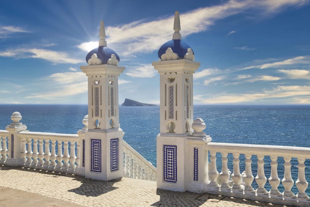 3 bedroom Apartment for sale in Benidorm with garage - € 1,265,000 (Ref: 7469839)