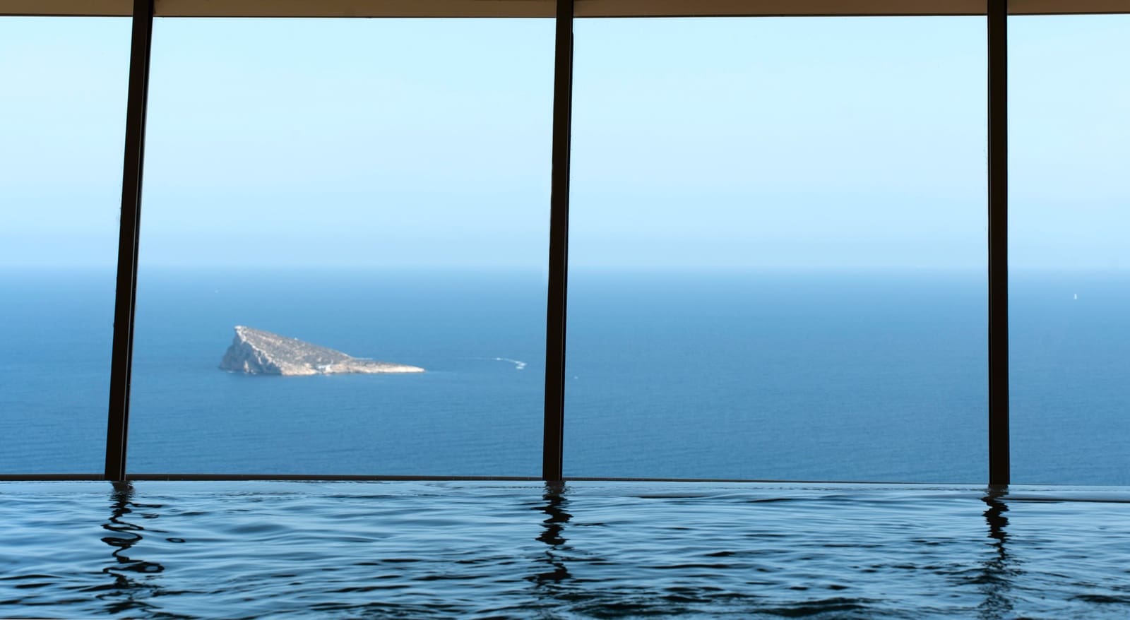 3 bedroom Apartment for sale in Benidorm with garage - € 1,265,000 (Ref: 7469839)