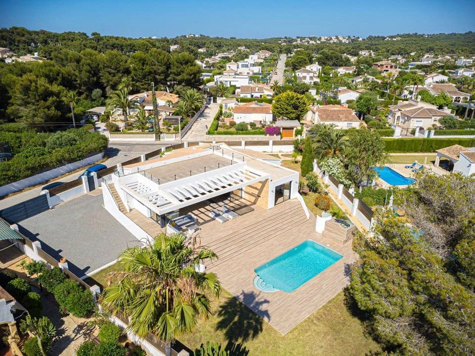 4 bedroom Villa for sale in Javea / Xabia with pool garage - € 1,175,000 (Ref: 7508898)