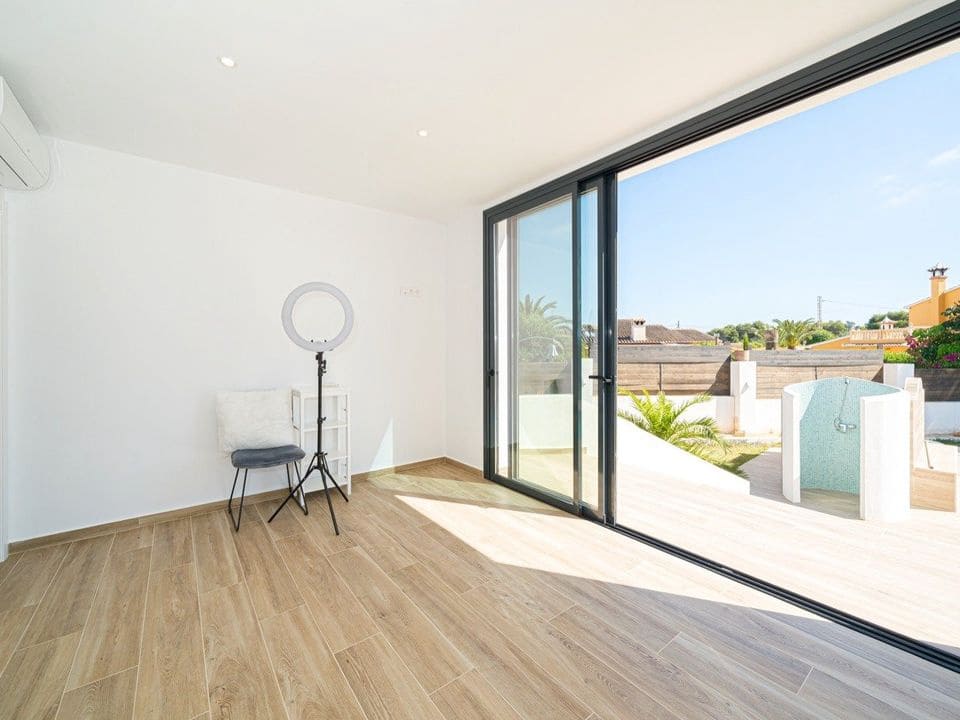 4 bedroom Villa for sale in Javea / Xabia with pool garage - € 1,175,000 (Ref: 7508898)