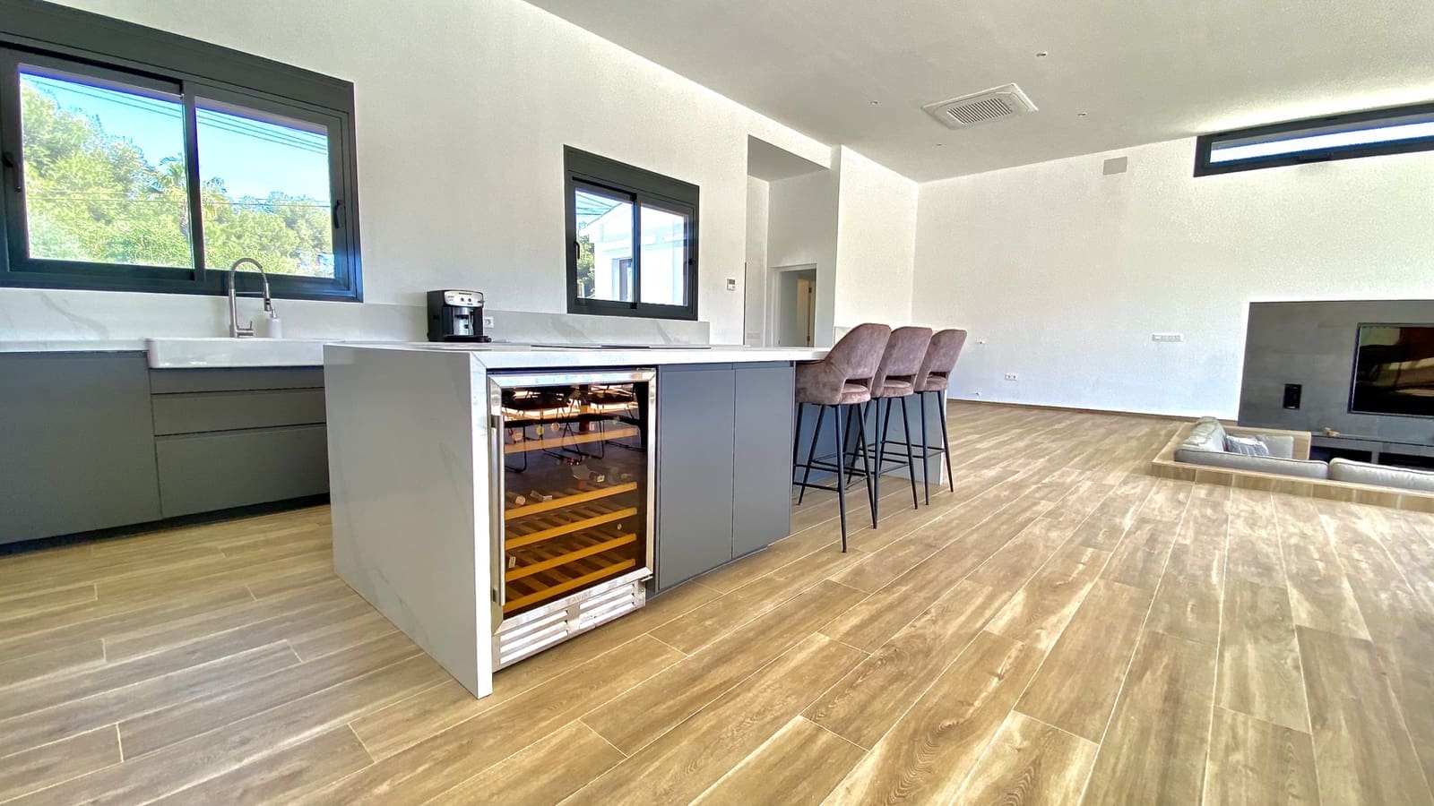 4 bedroom Villa for sale in Javea / Xabia with pool garage - € 1,175,000 (Ref: 7508898)