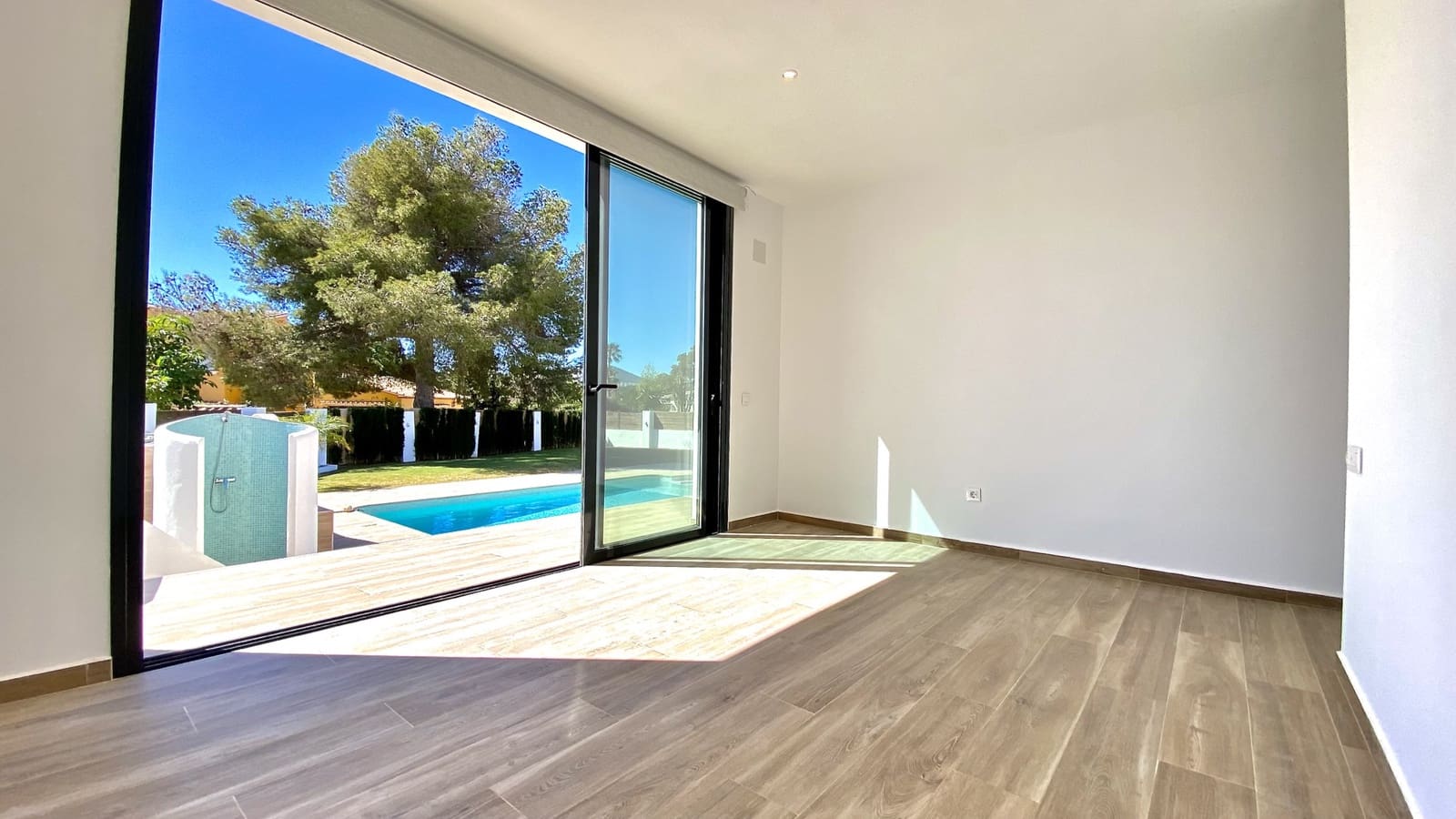 4 bedroom Villa for sale in Javea / Xabia with pool garage - € 1,175,000 (Ref: 7508898)