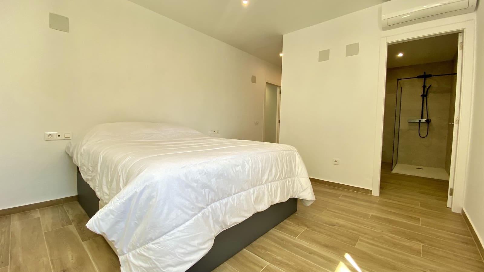 4 bedroom Villa for sale in Javea / Xabia with pool garage - € 1,175,000 (Ref: 7508898)