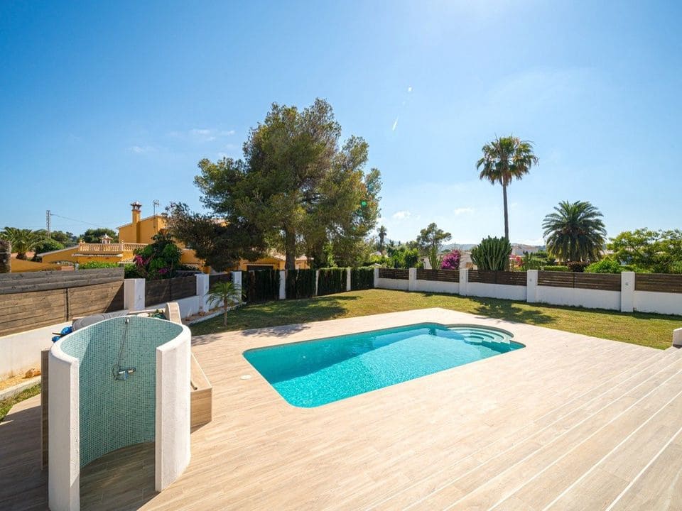 4 bedroom Villa for sale in Javea / Xabia with pool garage - € 1,175,000 (Ref: 7508898)