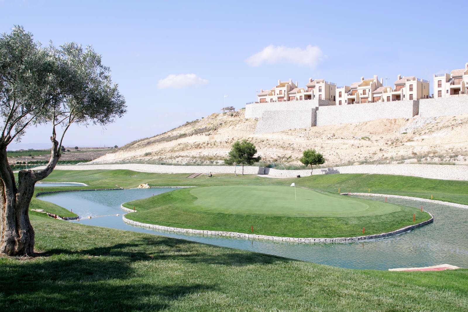 3 bedroom Villa for sale in Algorfa with pool garage - € 478,000 (Ref: 7508901)