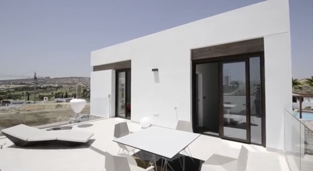 3 bedroom Villa for sale in Algorfa with pool garage - € 478,000 (Ref: 7508901)