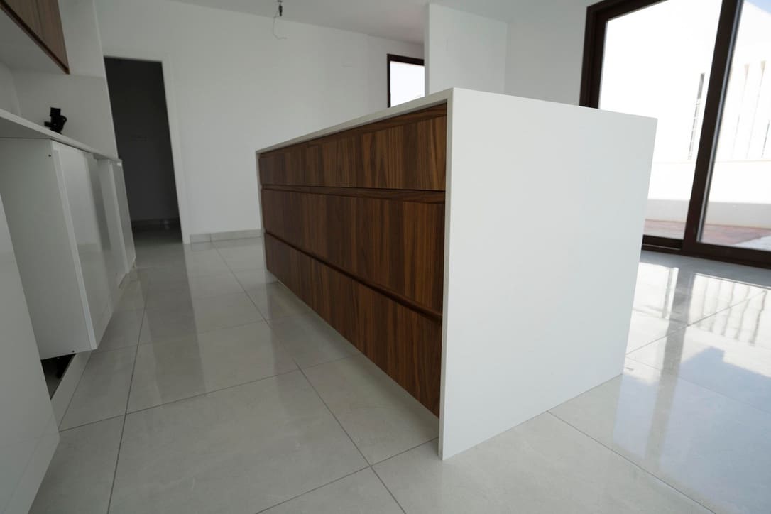 3 bedroom Villa for sale in Polop with pool garage - € 550,000 (Ref: 7511759)