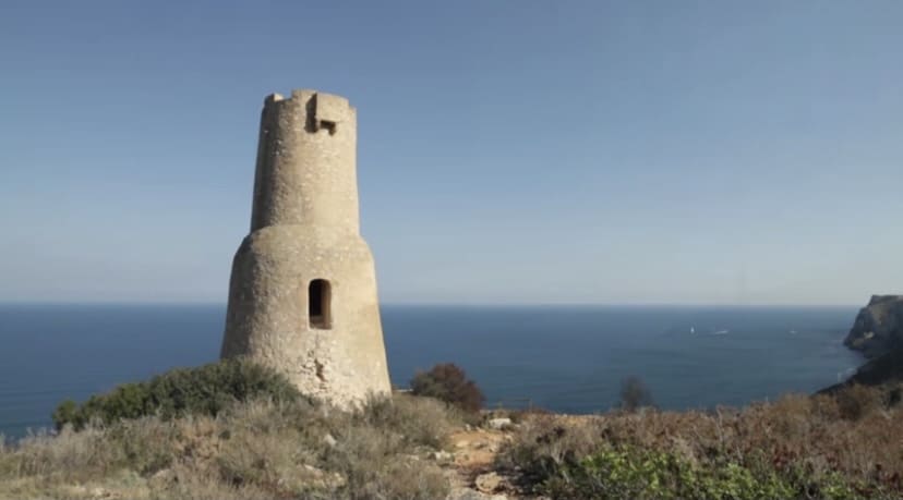 3 bedroom Villa for sale in Polop with pool garage - € 550,000 (Ref: 7511759)