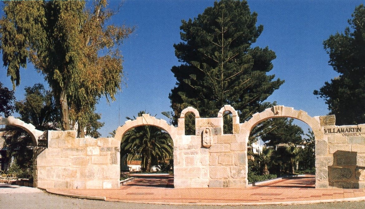 3 Zimmer Villa zu verkaufen in Algorfa mit Pool Garage - 579.000 € (Ref: 7536901)