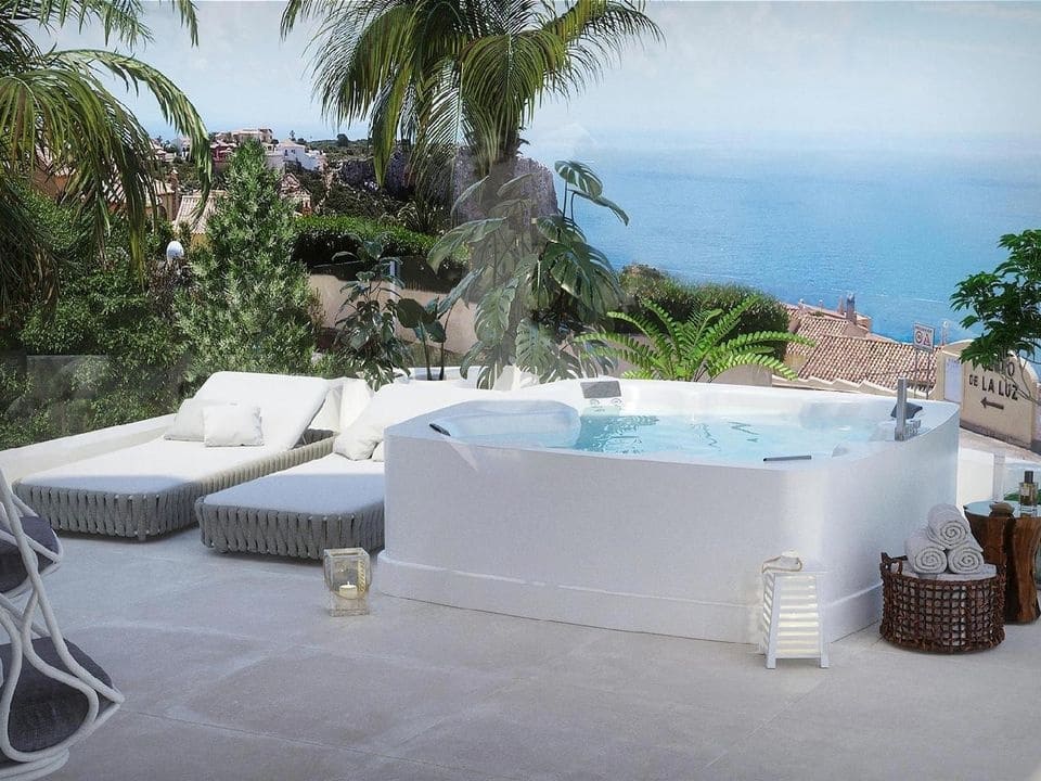 4 bedroom Villa for sale in Benitachell / Benitatxell with pool garage - € 2,150,000 (Ref: 7570856)