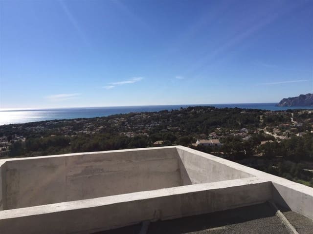 4 slaapkamer Villa te koop in Moraira, Teulada-Moraira met zwembad - € 2.490.000 (Ref: 7581344)