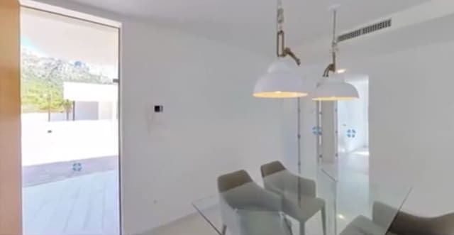 3 sypialnia Willa na sprzedaż w Polop z basenem garażem - 440 000 € (Ref: 7581346)