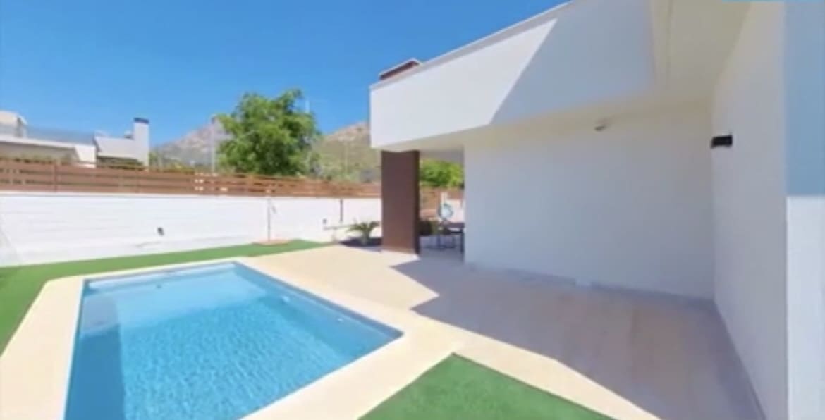 3 bedroom Villa for sale in Polop with pool garage - € 440,000 (Ref: 7581346)