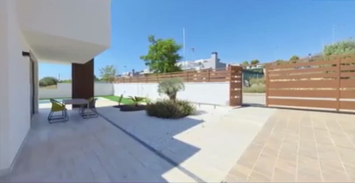 3 bedroom Villa for sale in Polop with pool garage - € 440,000 (Ref: 7581346)