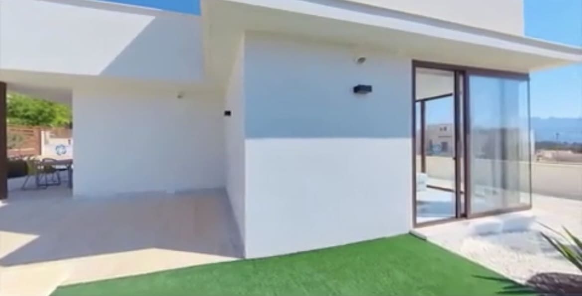 3 bedroom Villa for sale in Polop with pool garage - € 440,000 (Ref: 7581346)