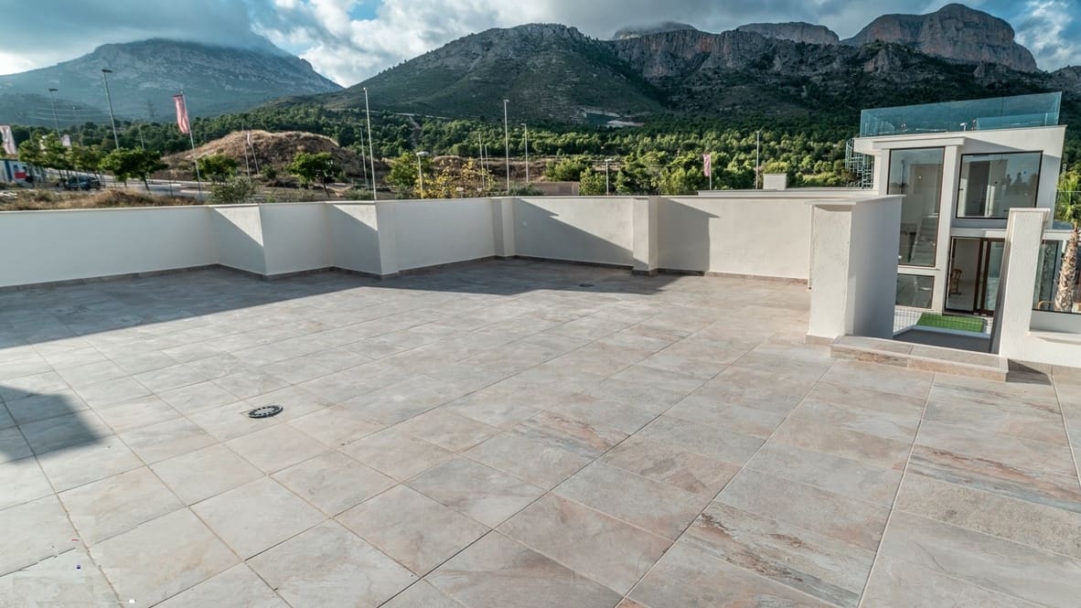 3 quarto Moradia para venda em Polop com piscina garagem - 480 000 € (Ref: 7581347)