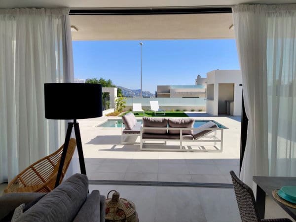 3 bedroom Villa for sale in Polop with pool garage - € 592,000 (Ref: 7581350)