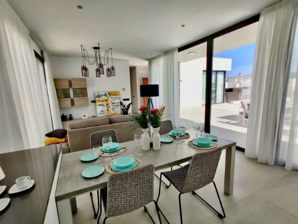 3 bedroom Villa for sale in Polop with pool garage - € 592,000 (Ref: 7581350)