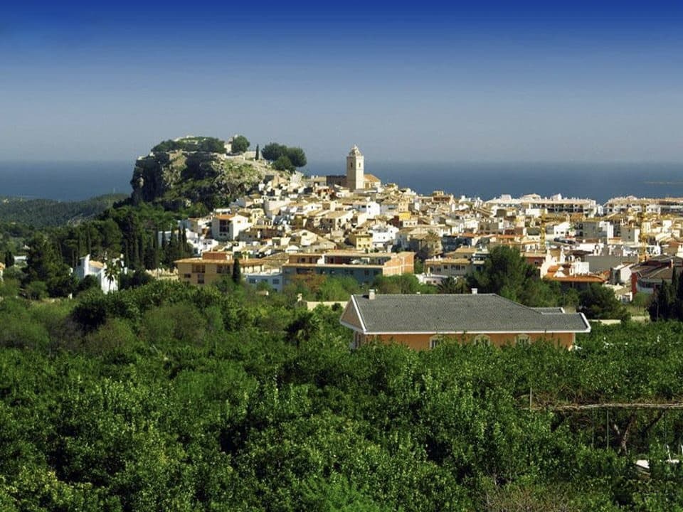 3 bedroom Villa for sale in Polop with pool garage - € 592,000 (Ref: 7581350)