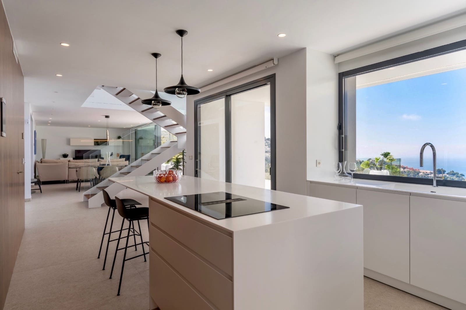 4 bedroom Villa for sale in Altea with pool garage - € 2,085,000 (Ref: 7634273)