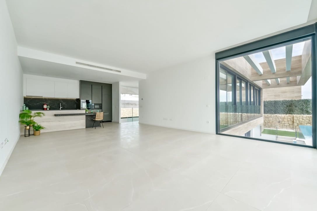 4 bedroom Villa for sale in Finestrat - € 1,199,000 (Ref: 7634278)