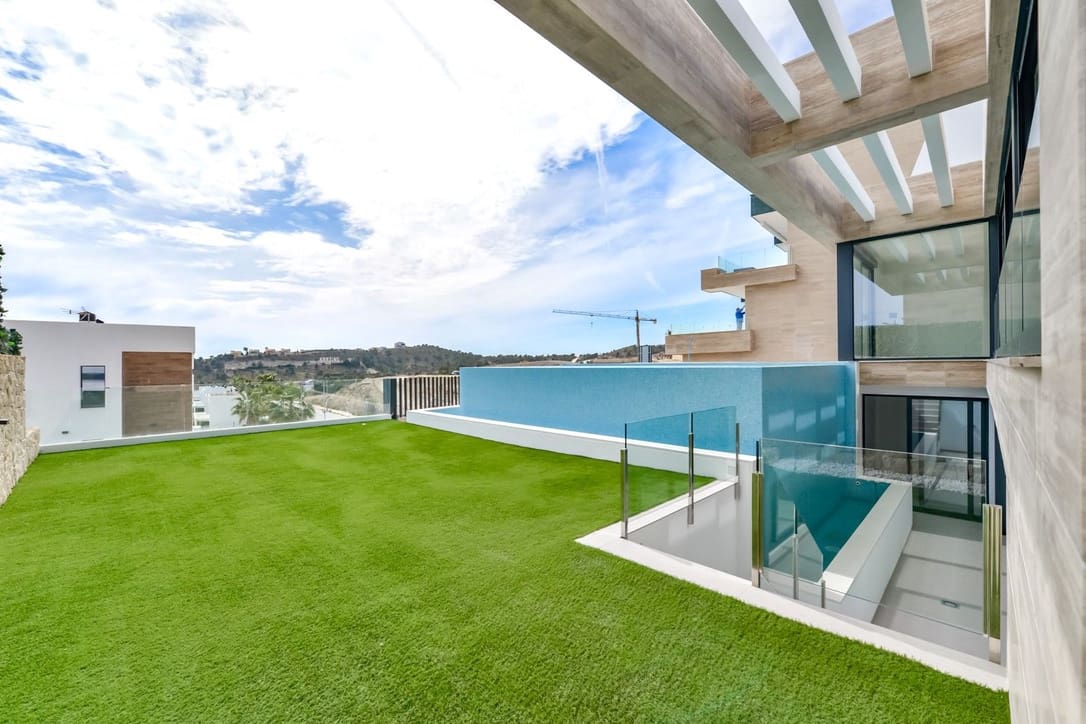 4 bedroom Villa for sale in Finestrat - € 1,199,000 (Ref: 7634278)