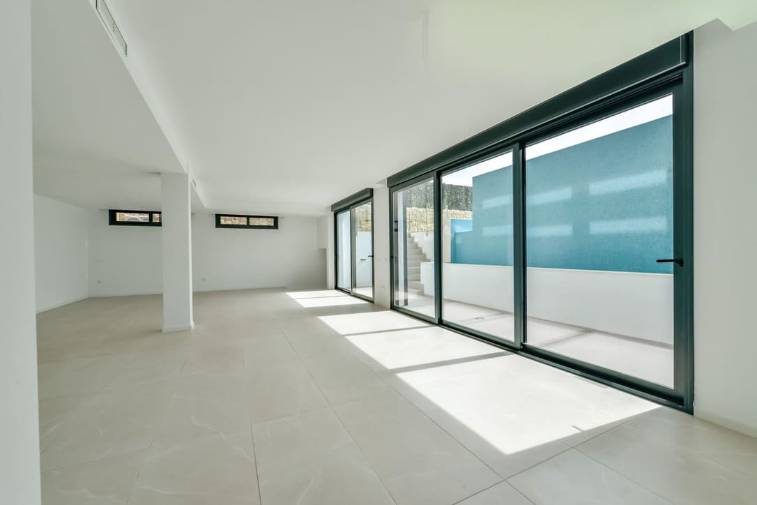 4 bedroom Villa for sale in Finestrat - € 1,199,000 (Ref: 7634278)